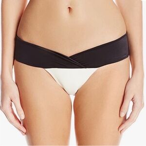 Vix by Paula Hermanny Black and White Bikini Bottom size medium